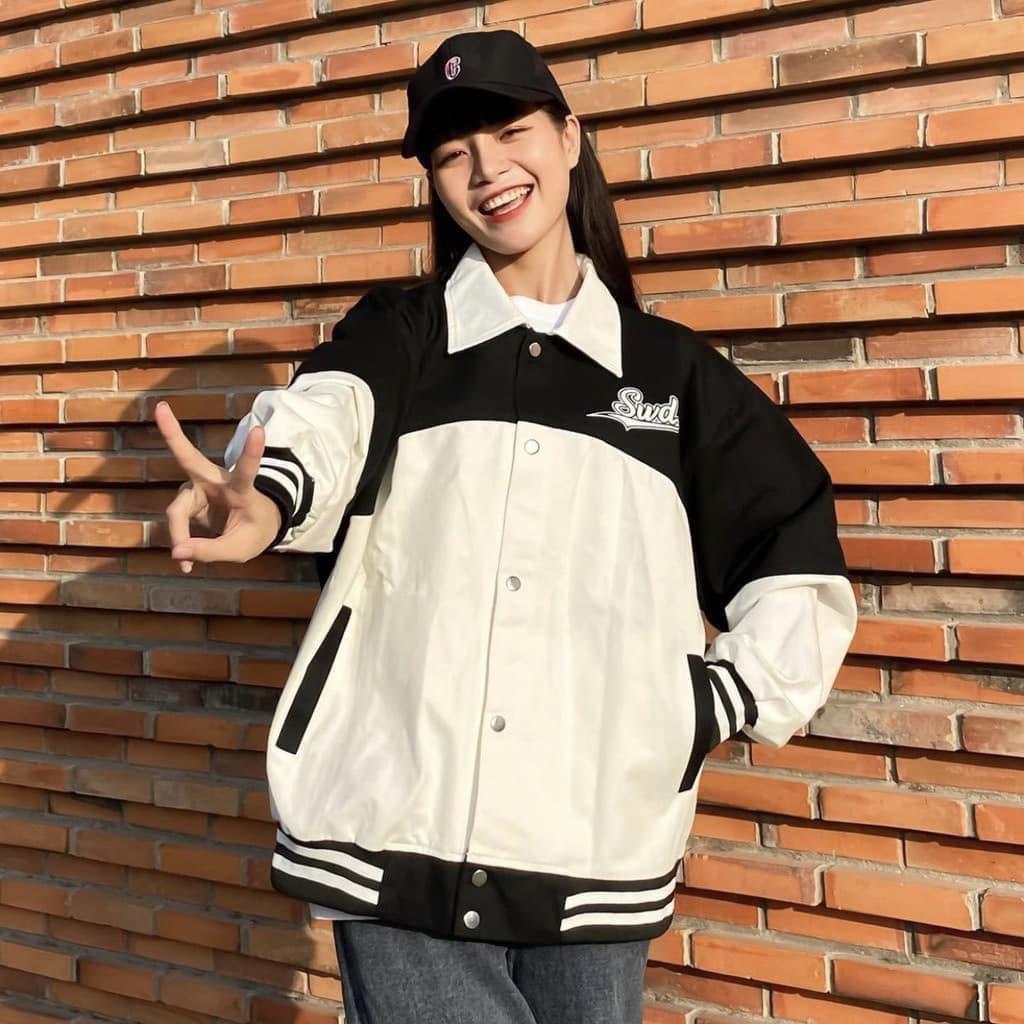 Áo Khoác Kaki Phối Chữ SWD Dáng Rộng Unisex