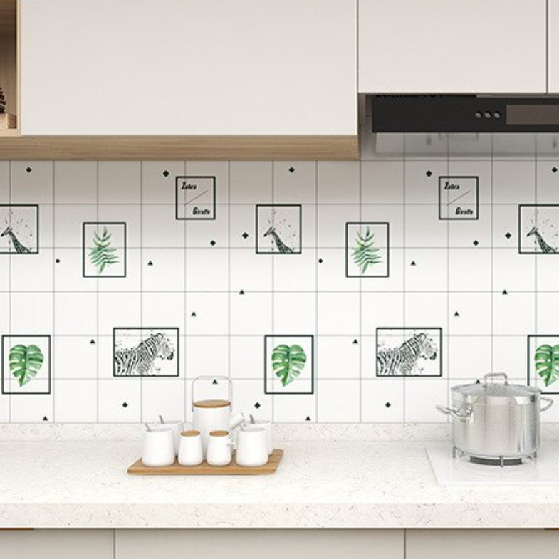 CUỘN 3 mét decal dán bếp tráng nhôm cách nhiệt, khung hình động vật và lá xanh khổ 60cm, có keo sẵn