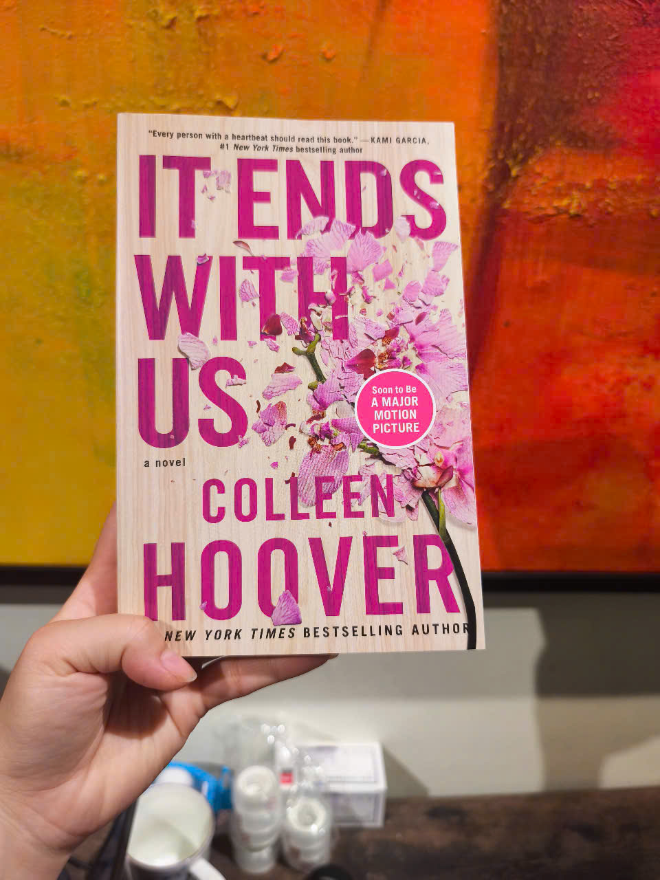 Sách - It Ends with Us by Colleen Hoover - Romance/ Fiction in English
