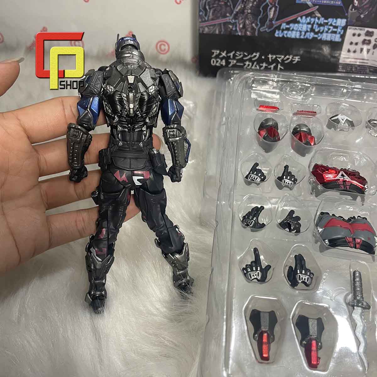 Mô hình Batman Arkham Knight Yamaguchi - Figure Action Batman SHF - Batman có khớp