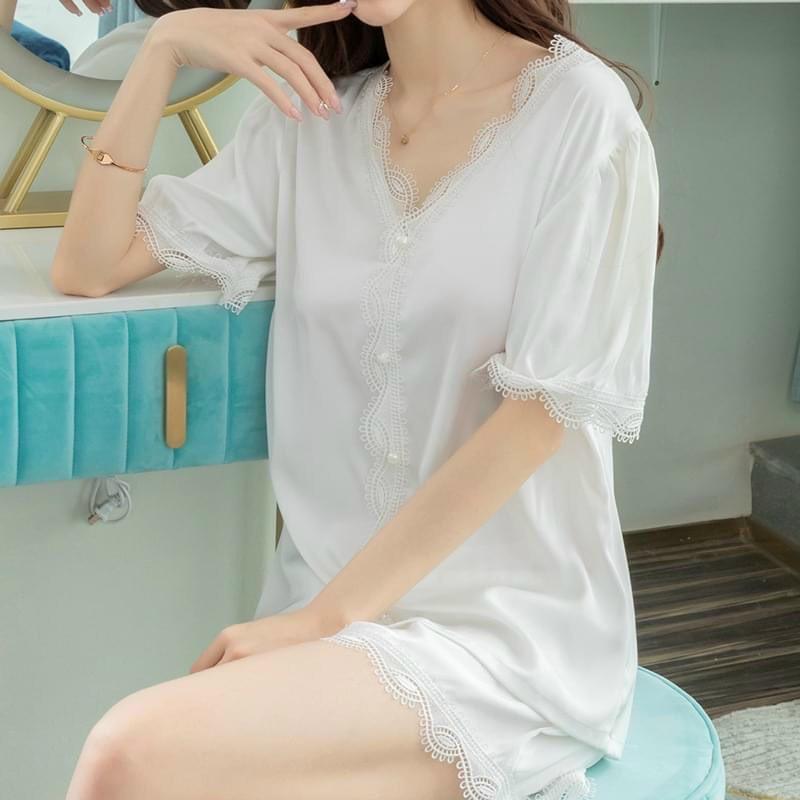 Đồ Bộ Pijama Lụa Cổ Phối Ren Tay Ngắn Quần Ngắn Mặc Nhà Chuẩn Đẹp Sang Trọng Cao Cấp QC311225