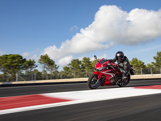 xe máy honda cbr500r - phiên bản tiêu chuẩn 2 xe máy honda cbr500r - phiên bản tiêu chuẩn 2