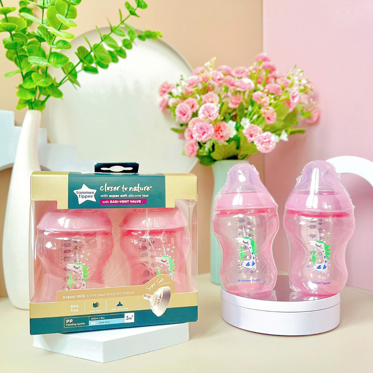 Bình Sữa Ty Siêu Mềm Tự Nhiên Tommee Tippee Closer To Nature 260ml, Núm Ty Của Bình 3-6 Tháng – Hồng (Bình Đôi)