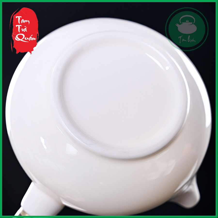 Ấm trà sứ trắng Đức Hóa cán gỗ 240ml