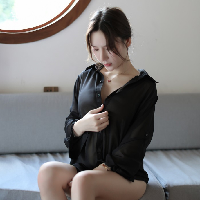 Combo 2 áo sơ mi ngủ chất lụa tặng quần lót nữ