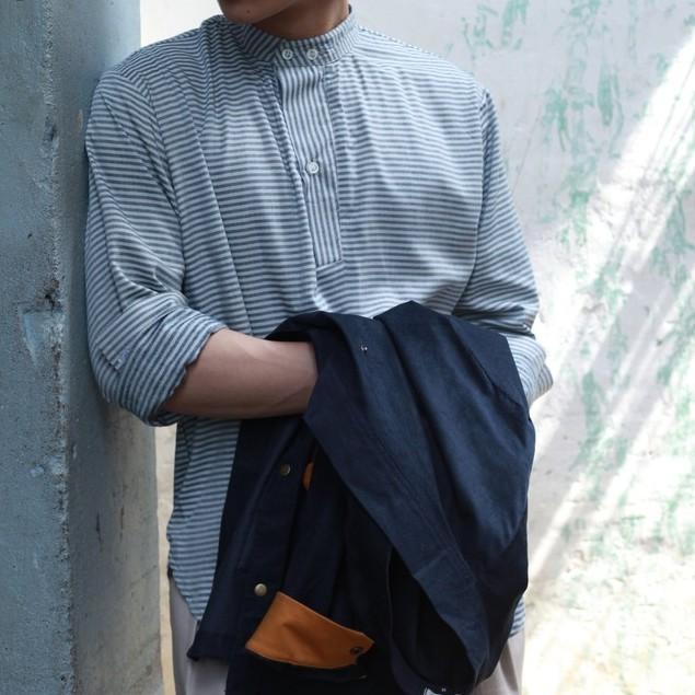 Áo Sơ mi Lucky cổ trụ 3 nút chất liệu Linen