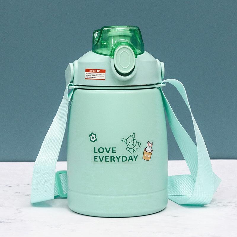 Bình nước giữ nhiệt cỡ lớn có ống hút tiện dụng