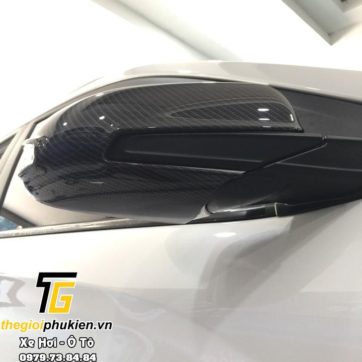 Bộ ốp gương chiếu hậu Hyundai Kona vân Carbon cap cấp