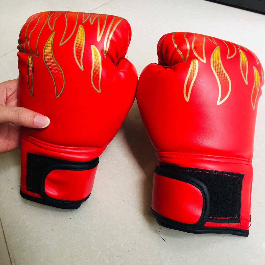 Găng tay boxing đấm bốc rồng lửa thế hệ 5.0 tặng băng đa boxing cuốn tay 3m, êm hơn, ưu việt hơn, bền bỉ hơn