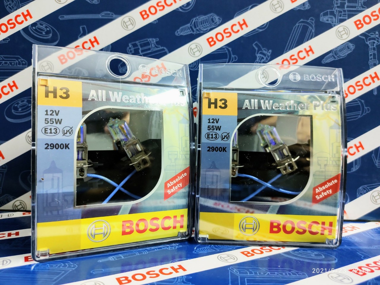 Bóng Đèn Tăng Sáng Bosch H3 12V 55W All Weather 2900K (Hộp 2 bóng)