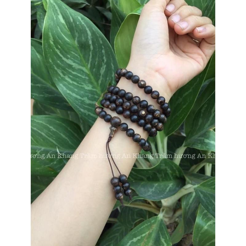 Vòng tay trầm hương 108 hột sánh chìm.