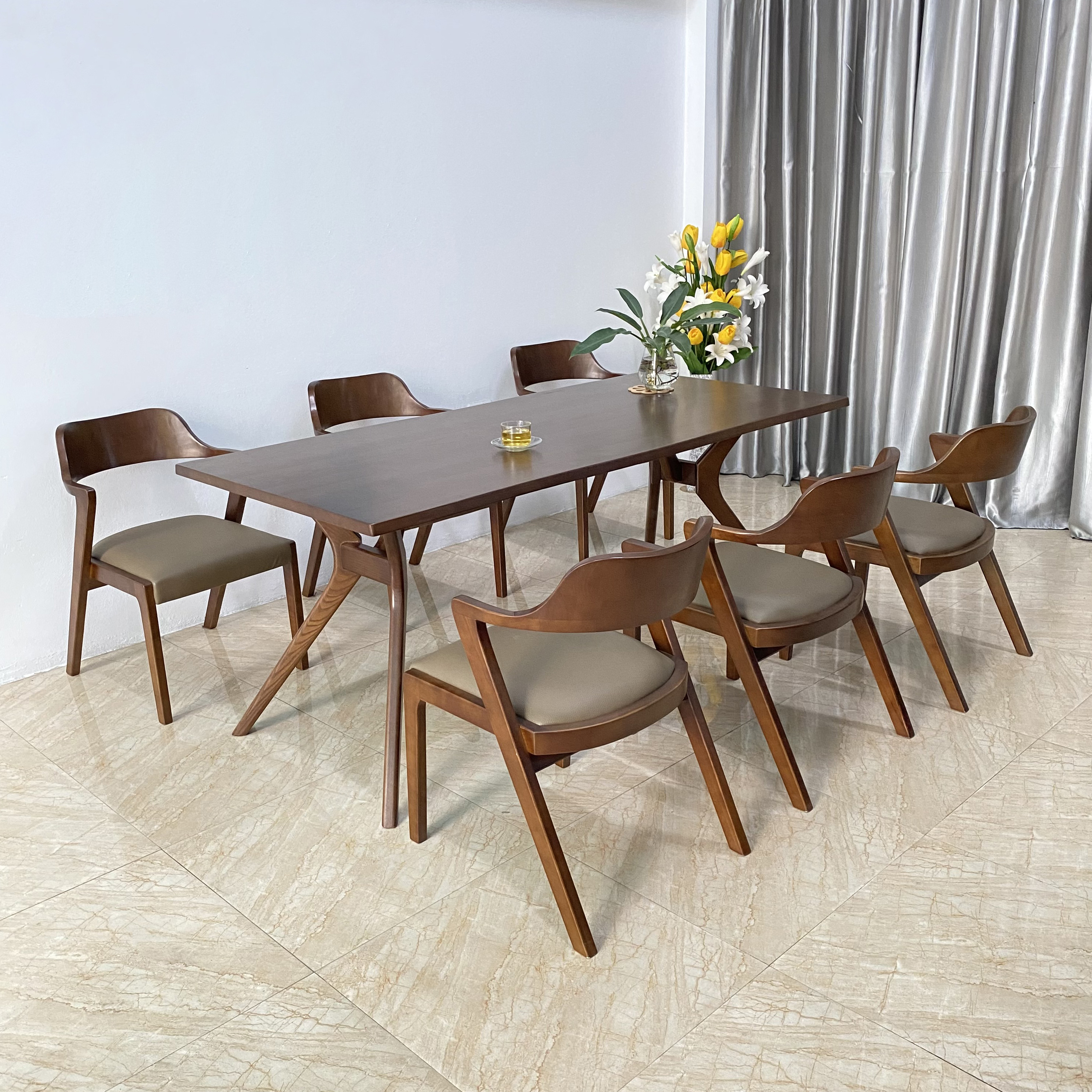 Bàn ăn Saint 6 ghế S6L18W