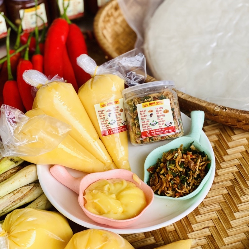 Combo Bơ Vàng Vs Muối Tôm Hành Phi - Tặng 70g Bánh Tráng Tôm Phơi Sương