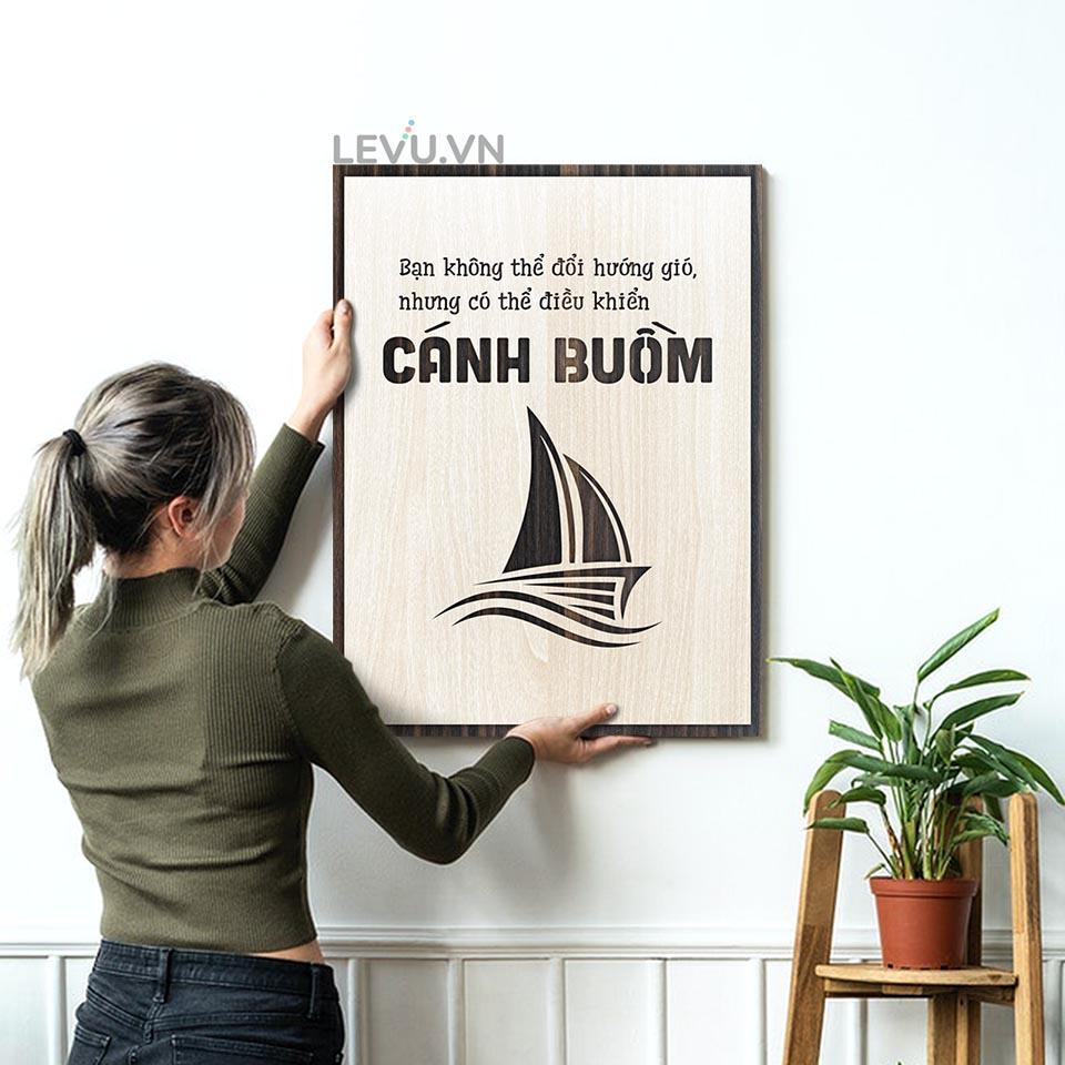 Tranh treo tường quán cafe LEVU LV032 "Bạn không thể đổi hướng gió nhưng có thể điều khiển cánh buồm"