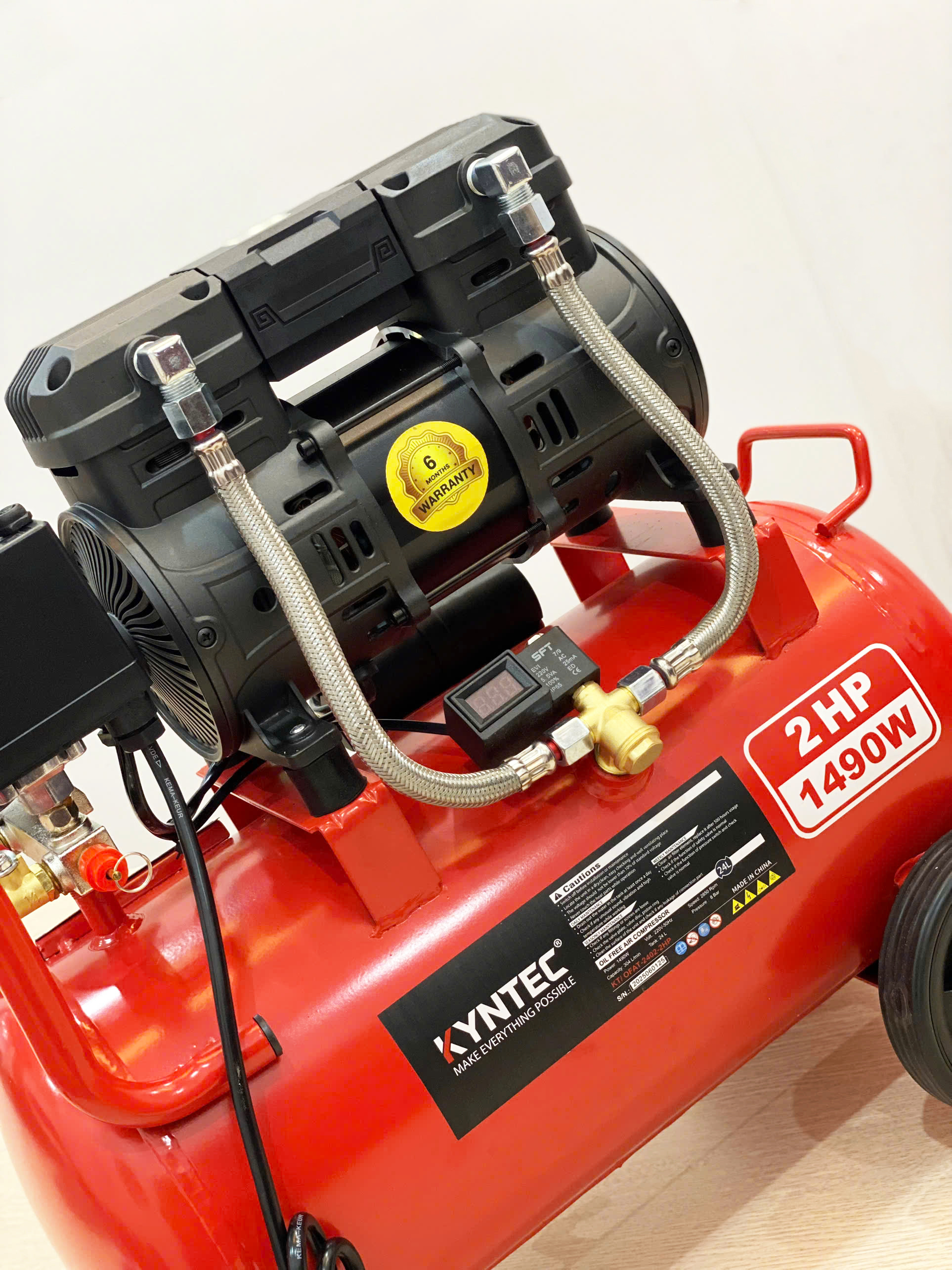 Máy nén khí sạch Kynko Kyntec KT/OFAT - 2402 - 2HP chính hãng