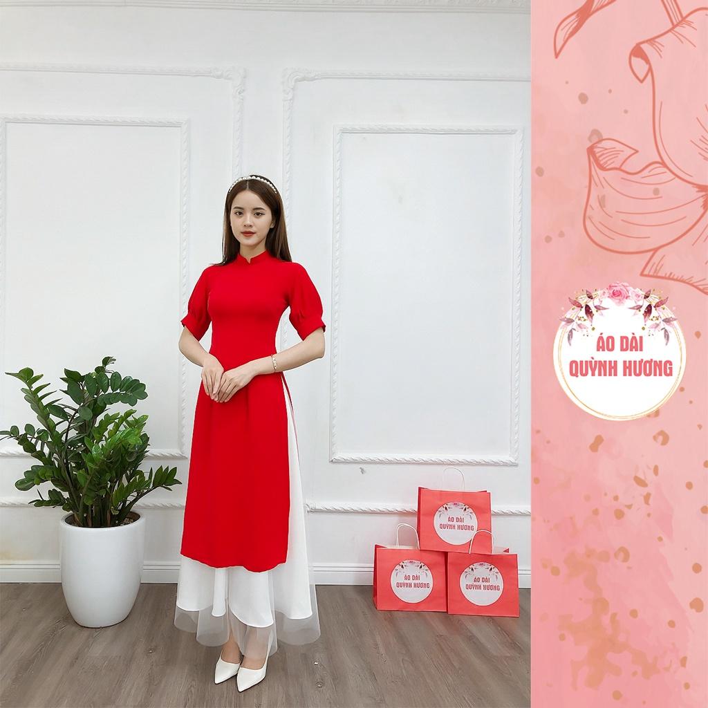 Áo dài cách tân chất lụa màu đỏ tay bồng cổ vuông