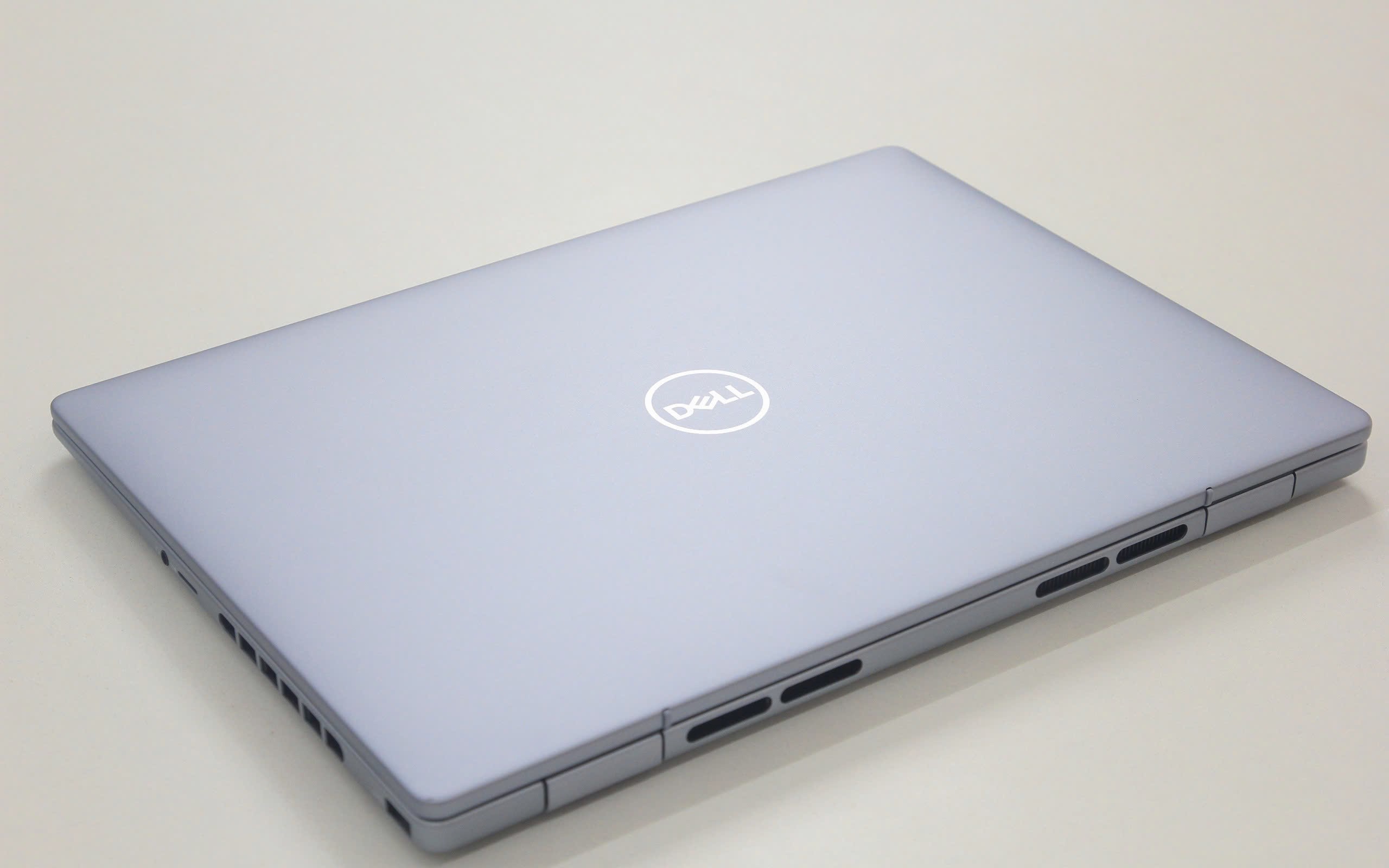 Dell Inspiron 14 Plus 7440 - Intel Core i5-12450H  Ram 16GB  SSD 512GB 14 inch FullHD + 250nits  Iced Blue - Hàng Chính Hãng