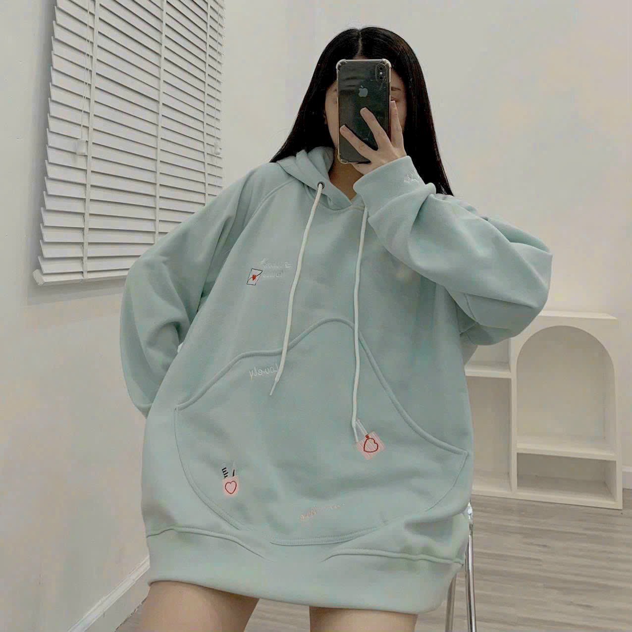 Áo Hoodie form rộng siêu dễ thương, phối túi độc đáo, chất nỉ mềm mịn chống nắng, giữ ấm tốt