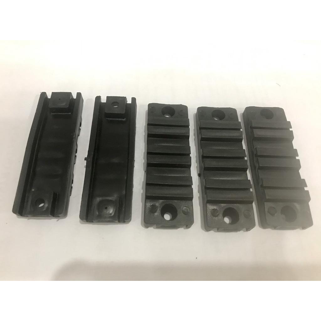 Combo 5 cái chống nhấc cánh cửa nhôm hệ 55.