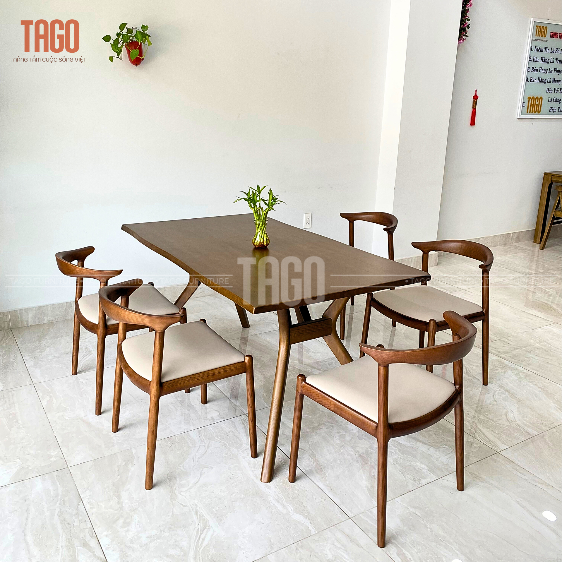 Bộ Bàn Ăn AMBER-LFM 1.5M 5G