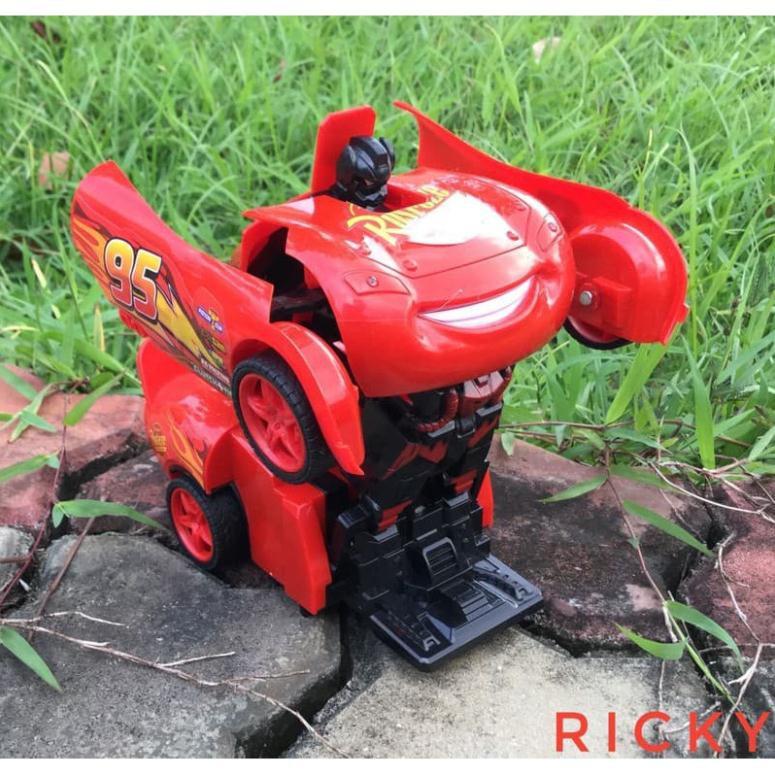 Xe biến hình robot điều khiển pin sạc cực cool