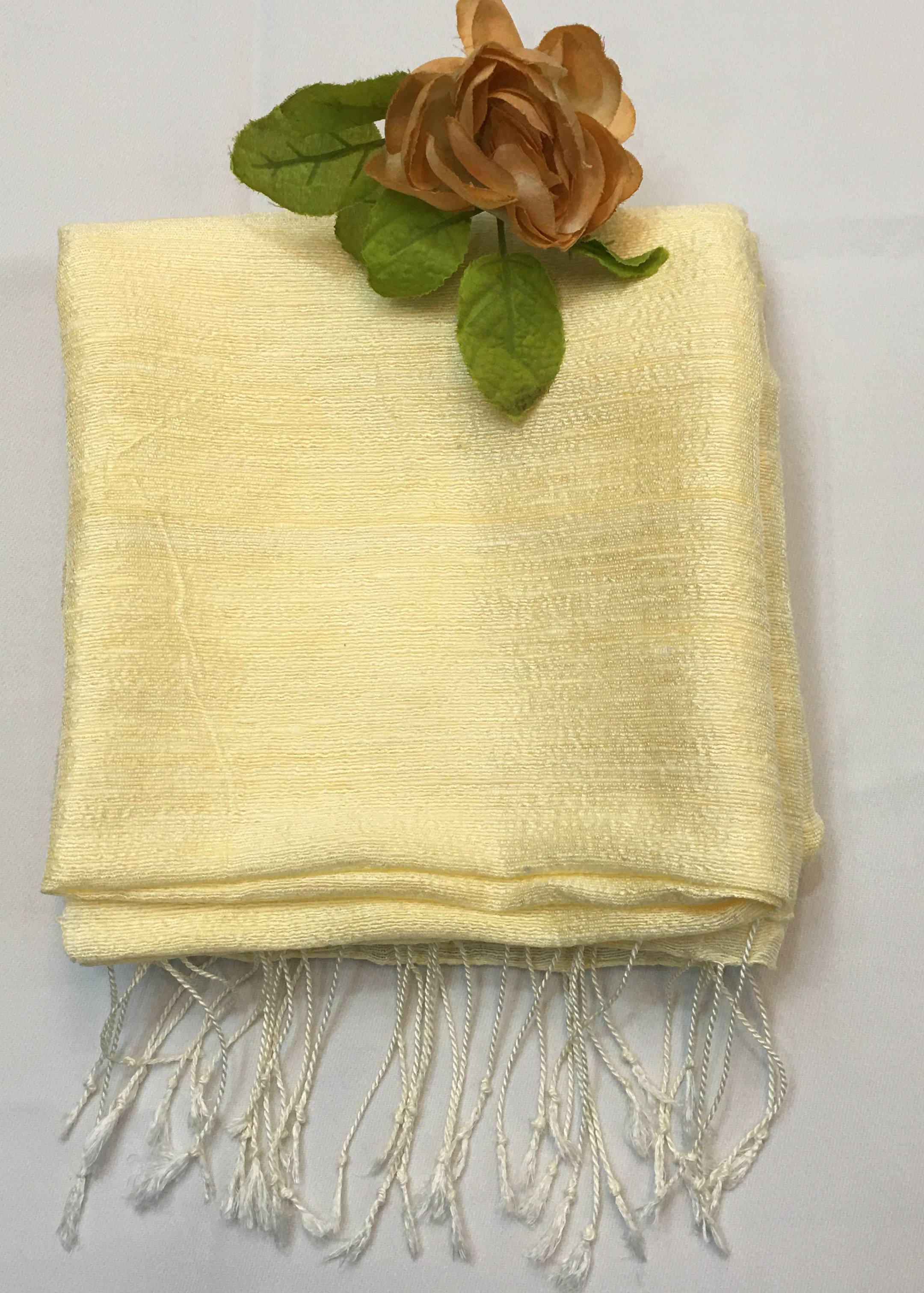 Khăn choàng đũi tơ tằm thiên nhiên, không nhuộm màu, kt 80x180cm, khăn choàng 100% tơ tằm, quà tặng cao cấp, khăn choàng đẹp, khăn tơ tằm màu tự nhiên, hàng thủ công Việt Nam