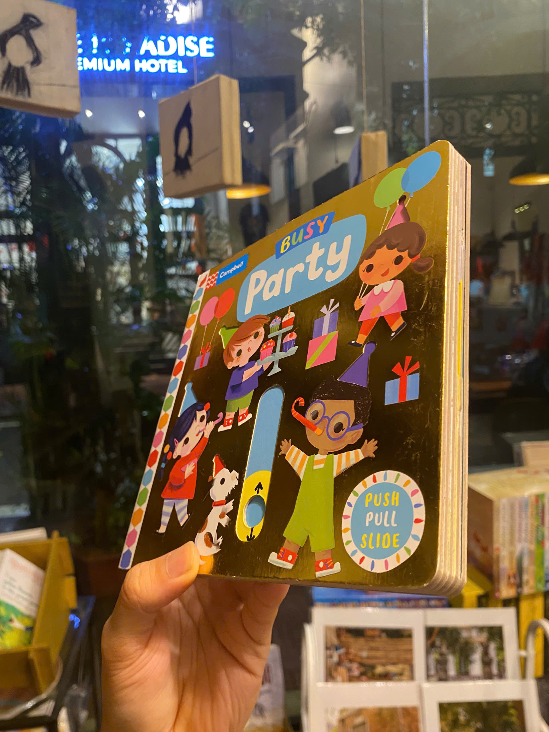 Sách - Busy Party by Campbell Books | English Children's Picture Book - Activity Book