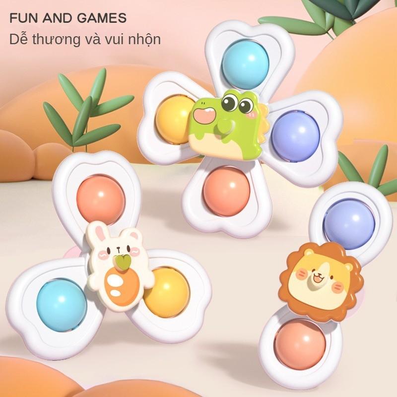 Set 3 Con Quay Spinner Dán Tường Hít Chân Có Thể Xếp Chồng Màu Sắc Tươi Sáng Hình Ngộ Nghĩnh Cho Bé