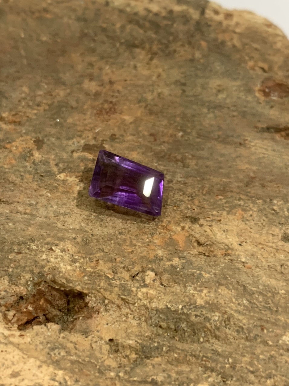 Viên đá thạch anh tím (Amethyst) thiên nhiên_HA-G000488