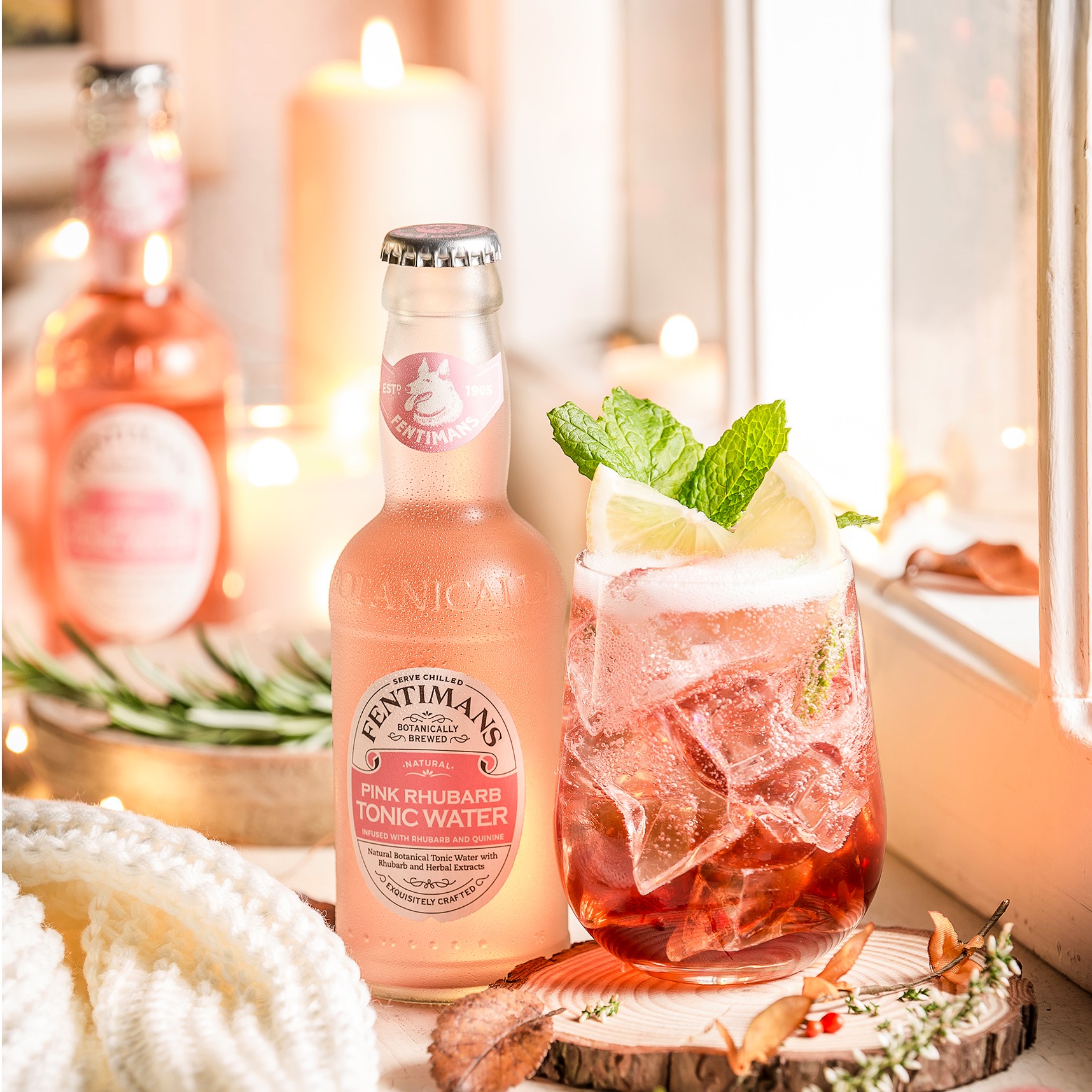 Fentimans Tonic Water Hương Đại Hoàng Pink Rhubarb Anh Quốc Lốc 4 chai x 200ml