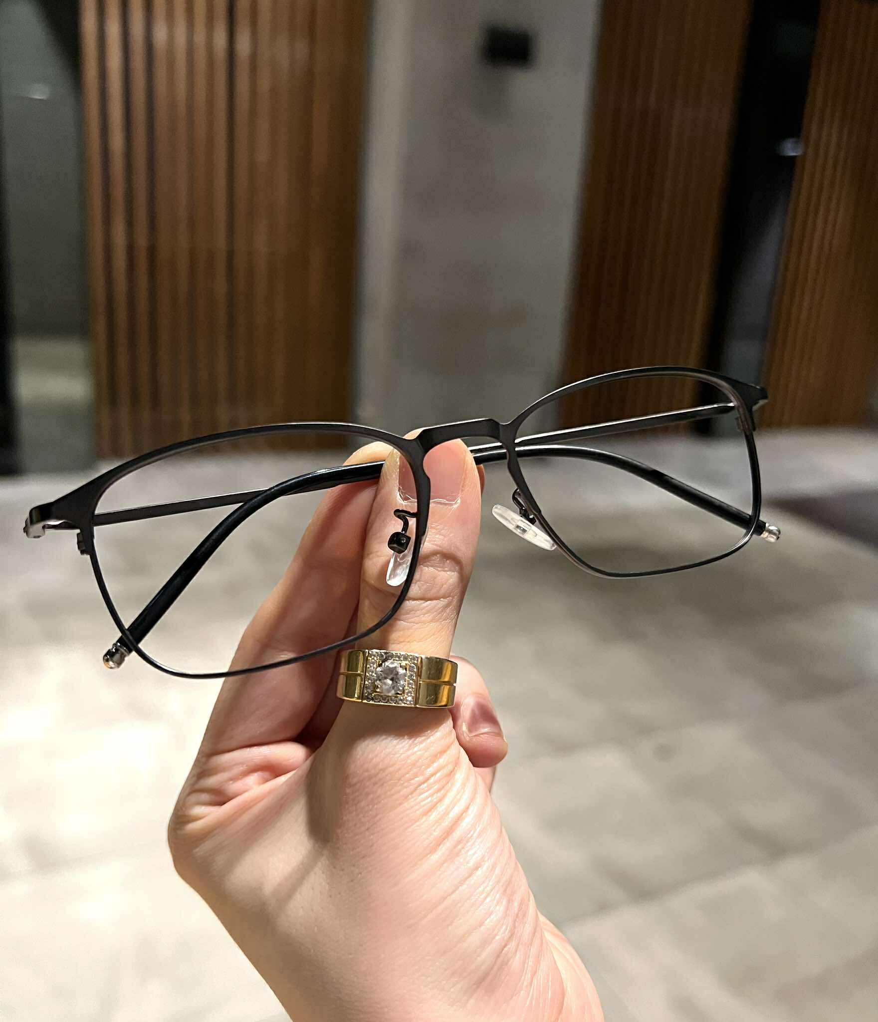 Kính mắt unisex dáng chữ nhật kim loại mảnh nhẹ cao cấp