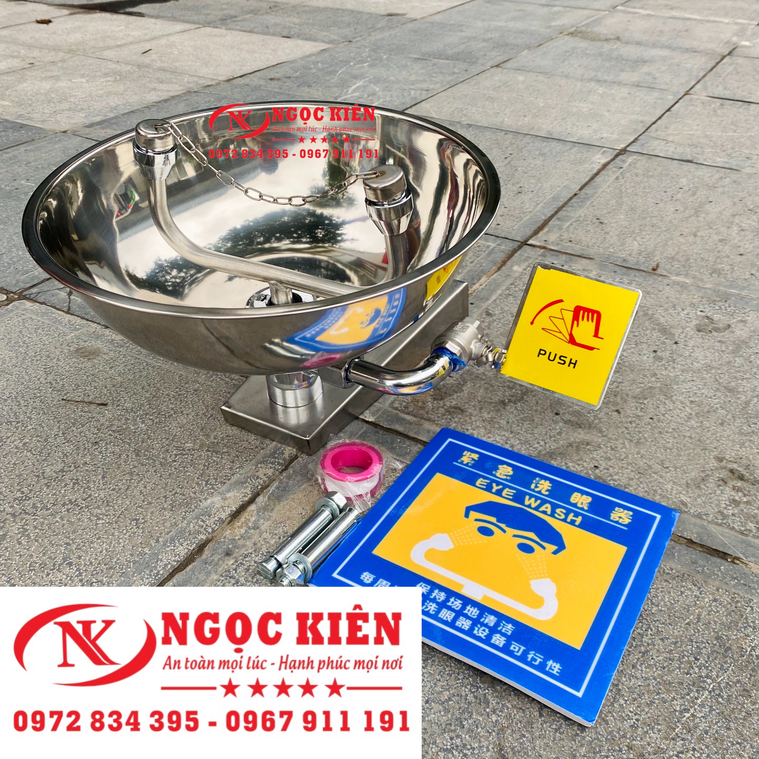 Chậu rửa mắt khẩn cấp gắn tường inox