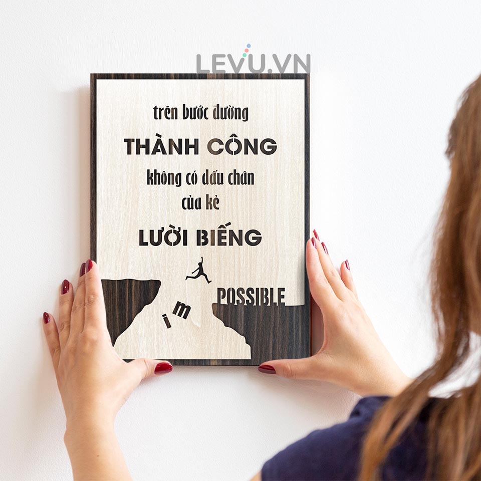 Tranh treo tường tạo động lực handmade TBIG013 trang trí văn phòng &quot;Trên bước đường thành công không có dấu chân của kẻ lười biếng