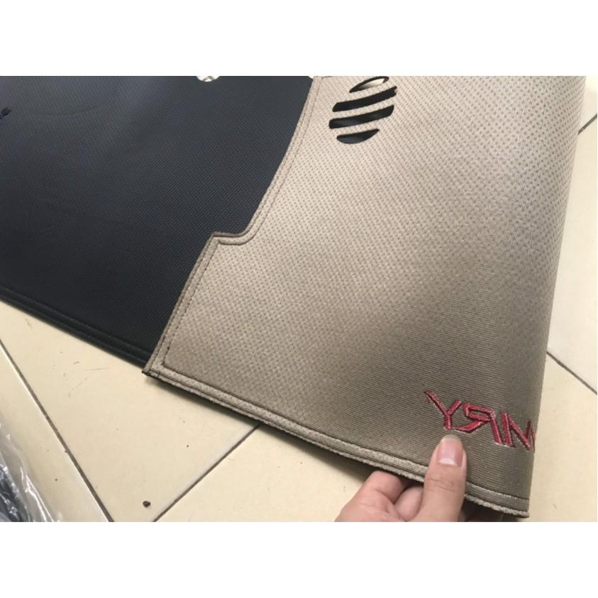 Thảm Chống Nắng Taplo Xe Toyota Camry 2022-2019 Mẫu Da Carbon, Nhung Lông Cừu Cao Cấp Load Ô Tô