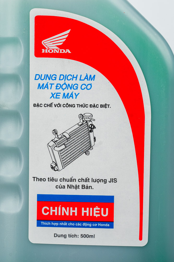 Nước Làm Mát Xe Máy Chính Hãng Honda Chai 500ml