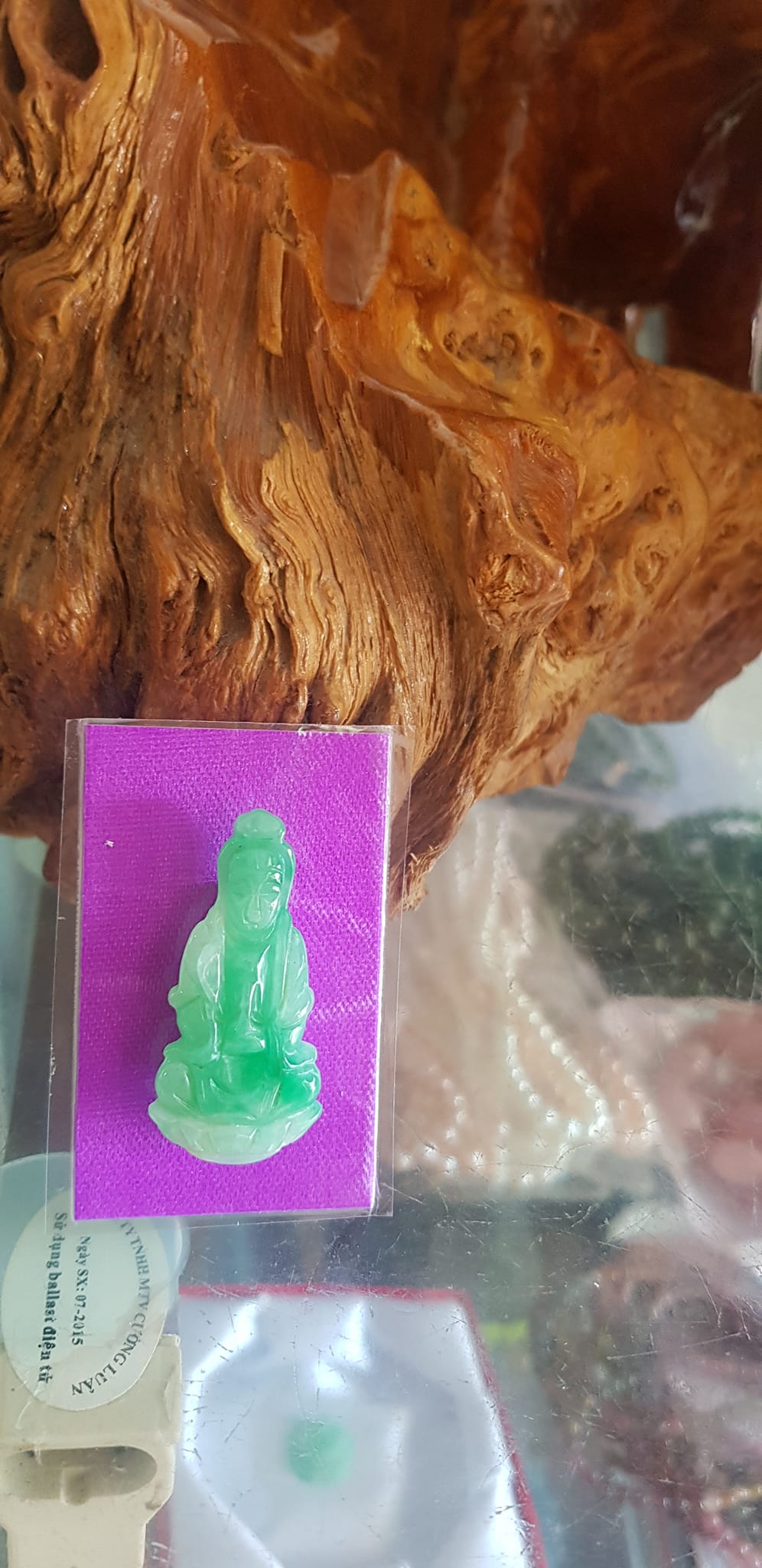 Mặt dây chuyền Nữ Phật Quan Âm Ngồi đẹp đá ngọc cẩm thạch tự nhiên đẹp size nhỏ Nữ size nhỏ Cao 39mm x N18mm x S4mm Màu xanh lý trắng mượt mà bóng đẹp các Chị về bọc vàng đeo đẹp ạ