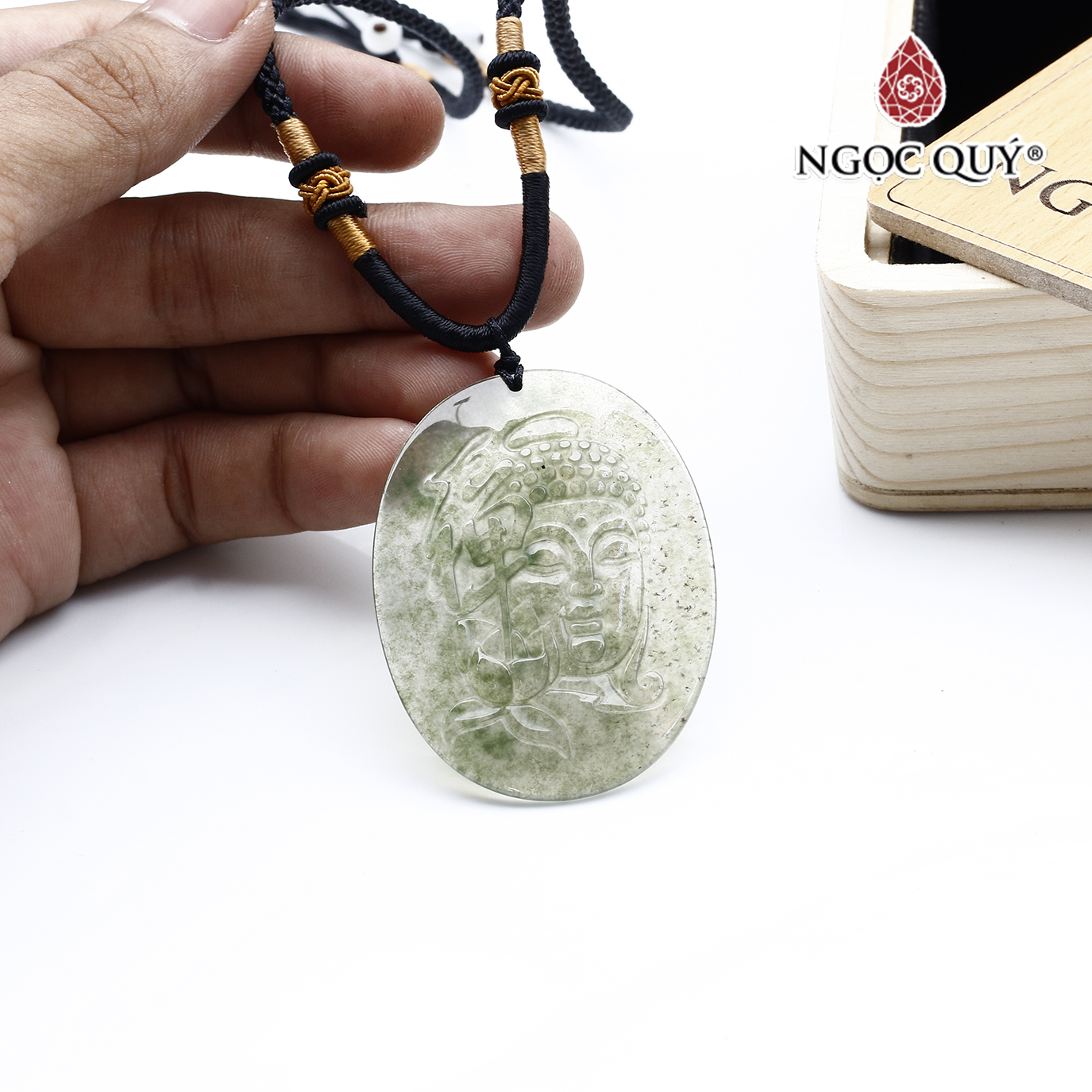 Mặt dây chuyền hình phật tổ đá chalcedony mệnh hỏa, mộc - Ngọc Quý Gemstones