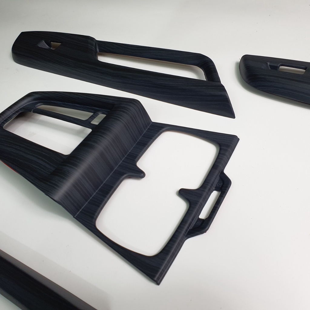 Ốp nội thất xe Suzuki Ertiga, XL7, XL-7 2020, 2021, 2022, 2023 loại nhựa Vân carbon cao cấp