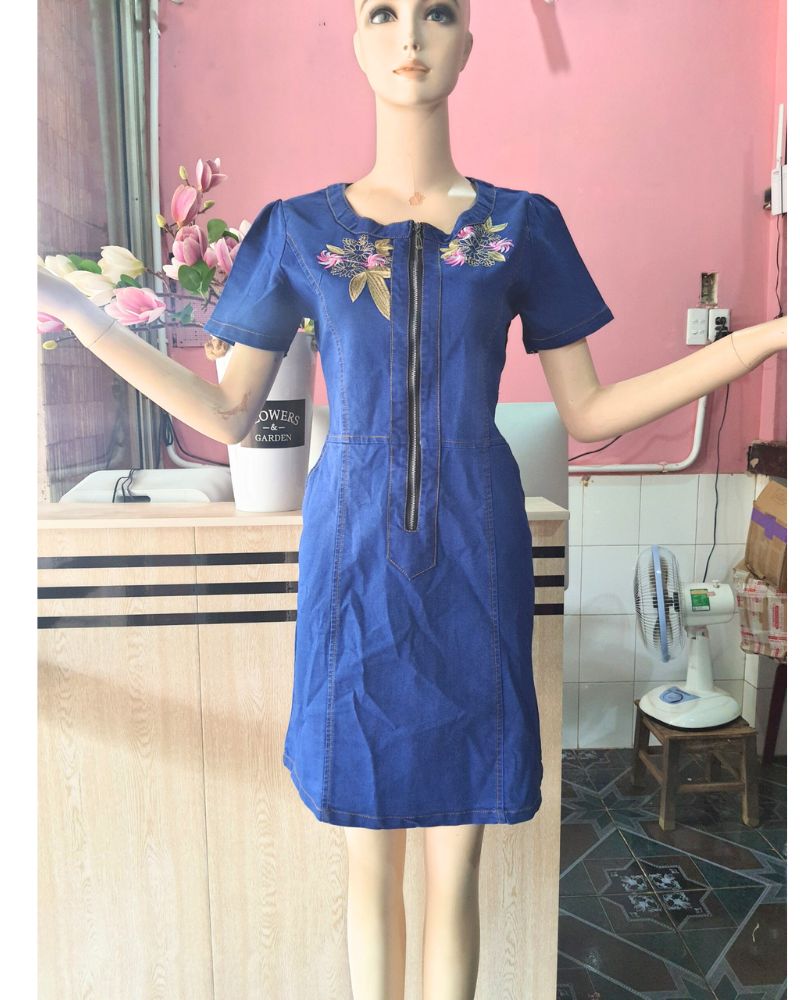 Đầm Denim Chữ A Thời Trang Thêu Hoa,đi chơi,đi làm hay đi tiệc đều đẹp ạh