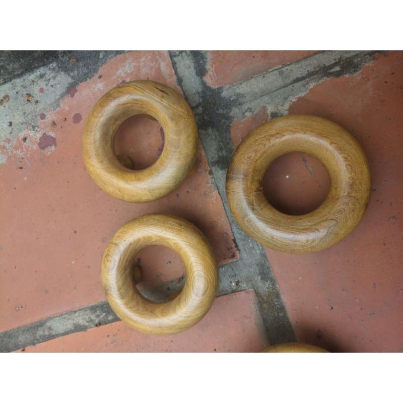 Dụng cụ mát xa bằng gỗ thơm tự nhiên