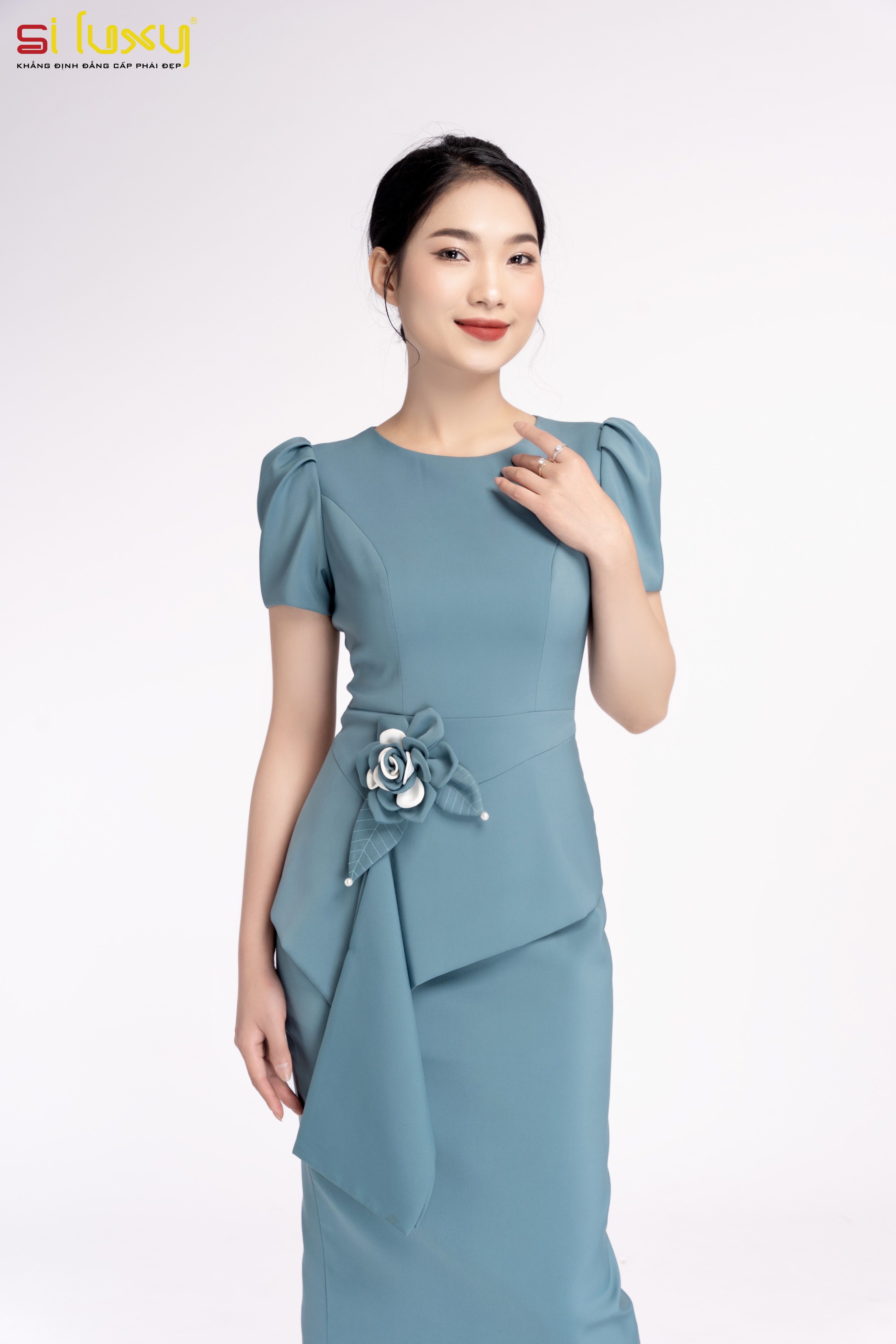 Váy công sở Siluxy Đầm Thiết Kế Cao Cấp Giới Hạn Số Lượng dáng ôm eo vạt chéo peplum đính hoa thủ công sang trọng H2-10