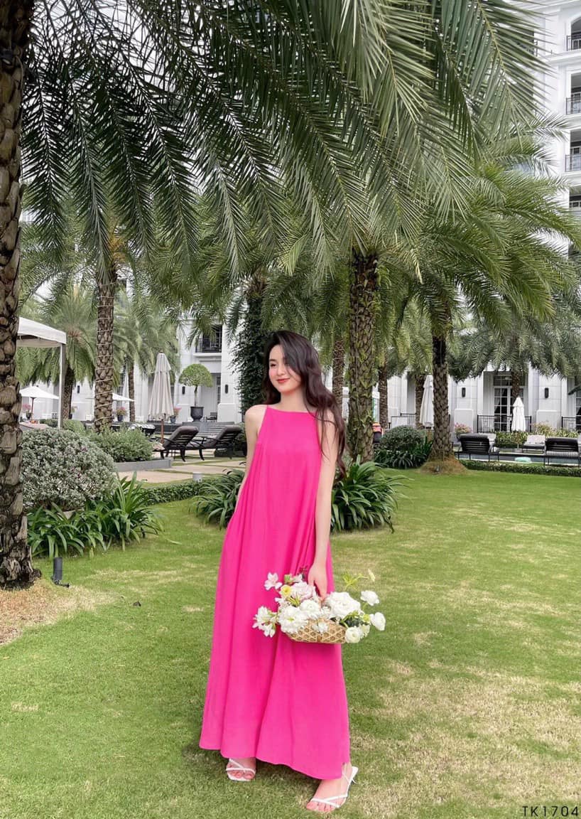 Đầm maxi hai dây hở lưng bo chun giúp giữ form đầm