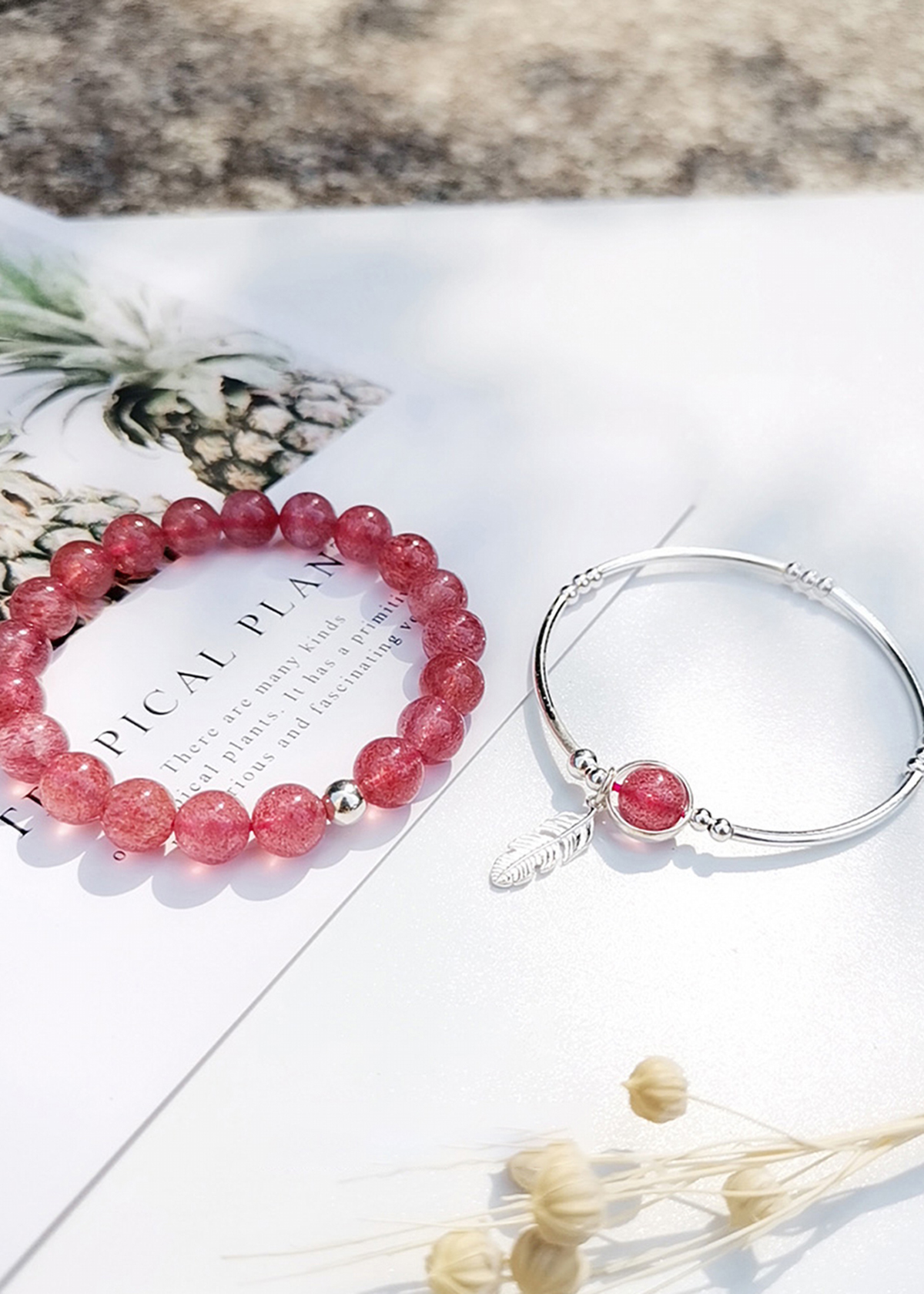 Vòng đôi đá thạch anh dâu phối charm lá bạc mệnh hỏa, thổ - Ngọc Quý Gemstones