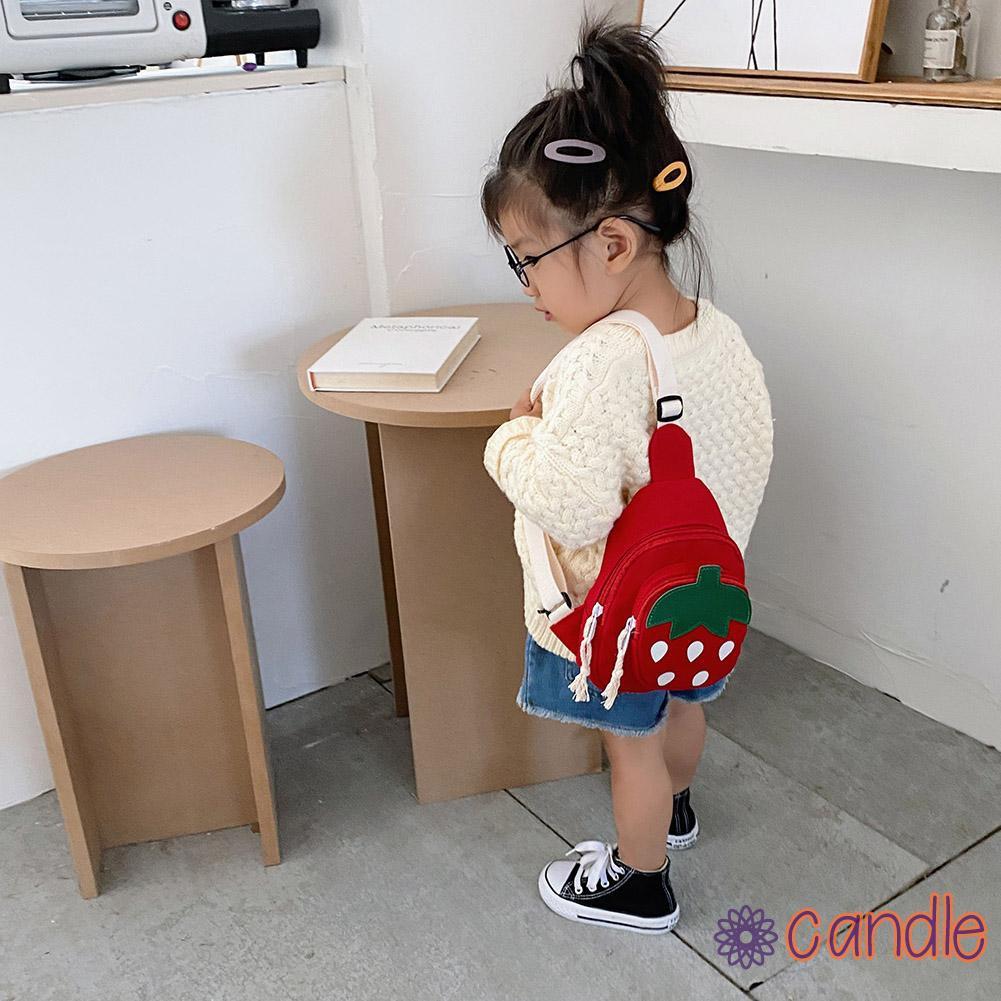 Túi Canvas Đeo Chéo In Hình Dâu Tây Dễ Thương Cho Nữ