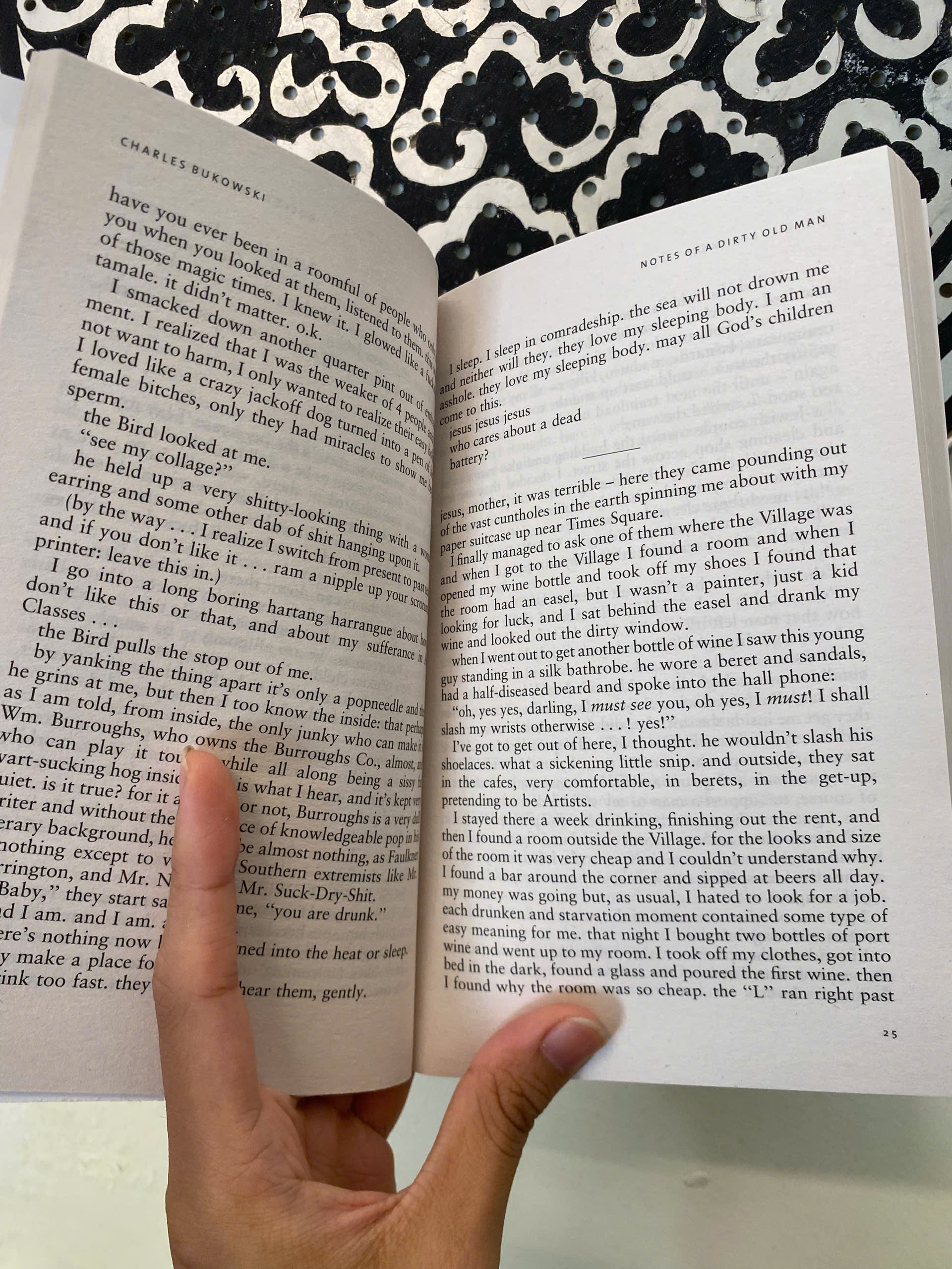 Sách - Notes of a Dirty Old Man by Charles Bukowski | Fiction in English / Ngoại văn Nhập khẩu