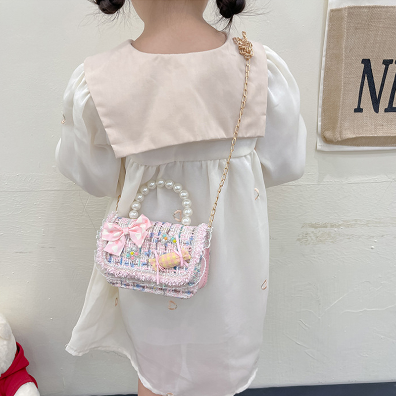 Túi đeo chéo cho bé gái phong cách dễ thương – BEE GEE DCTE1002
