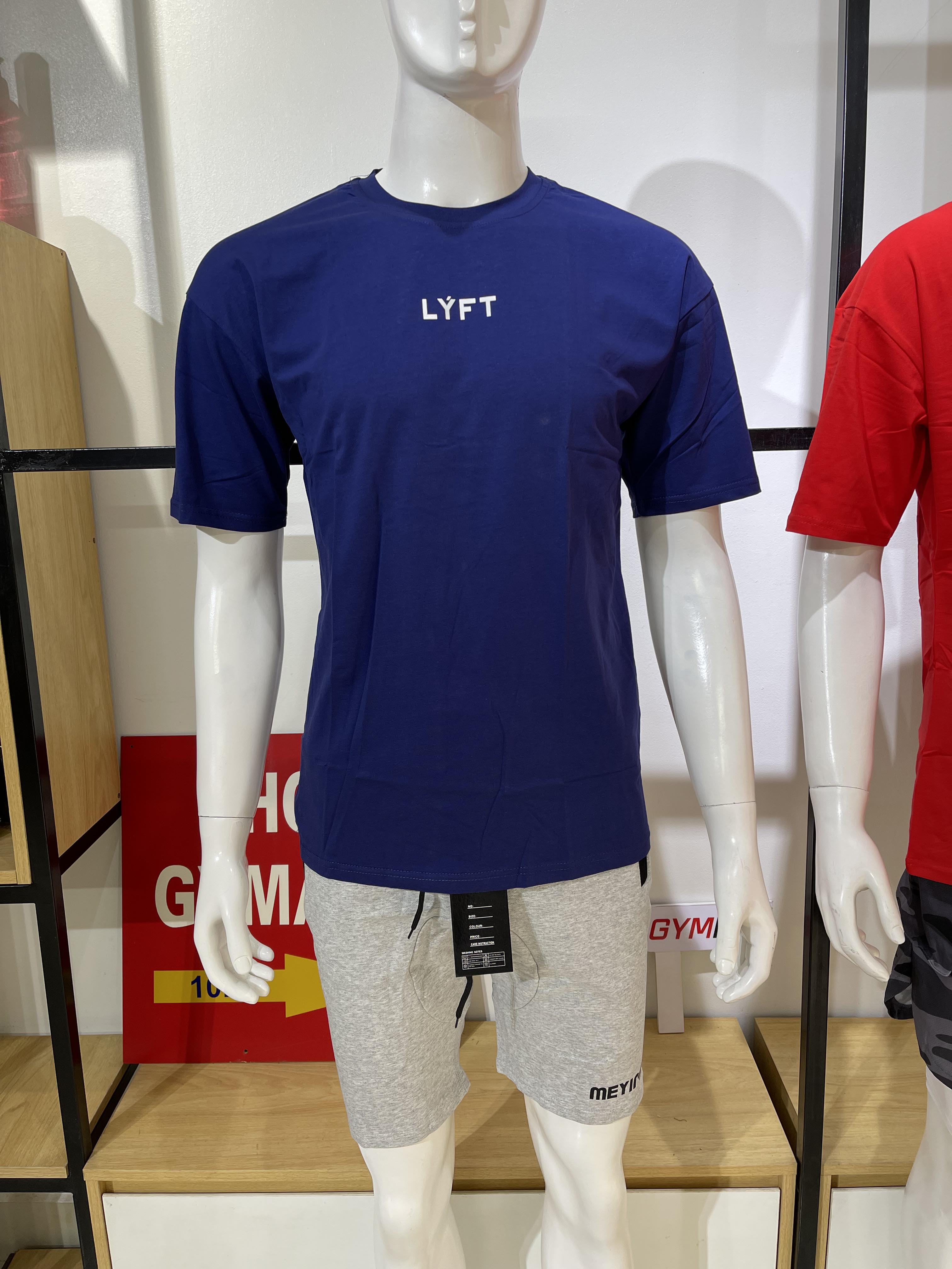 T-shirt LYFT chữ nhỏ dáng thể thao nam