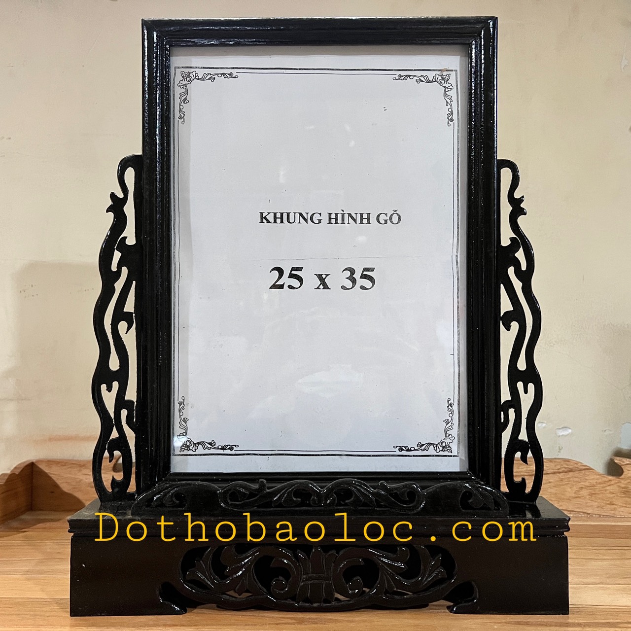 Khung ảnh thờ gia tiên 100% gỗ xà cừ chạm khắc ép kính viền hoa cao cấp cao 35cmx25cm