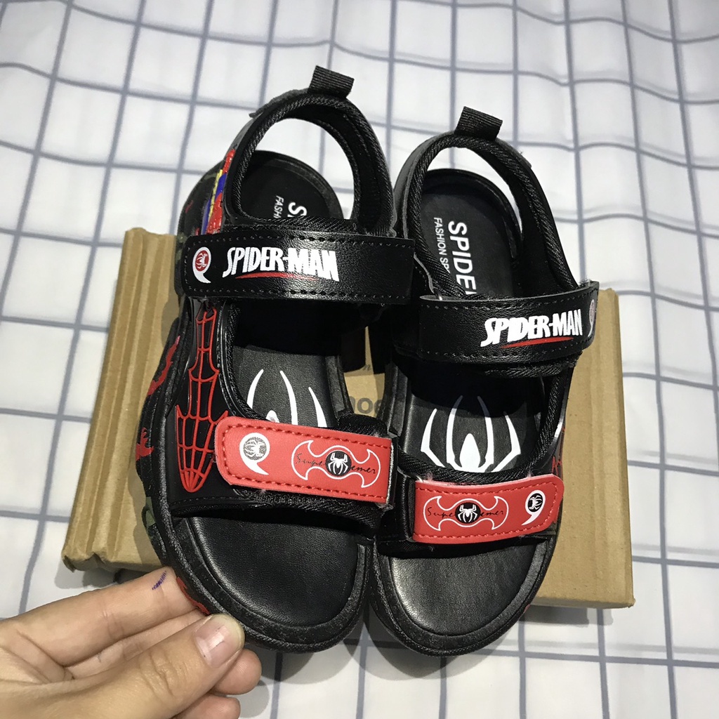 Sandal cho bé trai, giày đi học cho bé sandal siêu nhân nhện Spider man đẹp thời trang quai dán cho bé đi học siêu hot