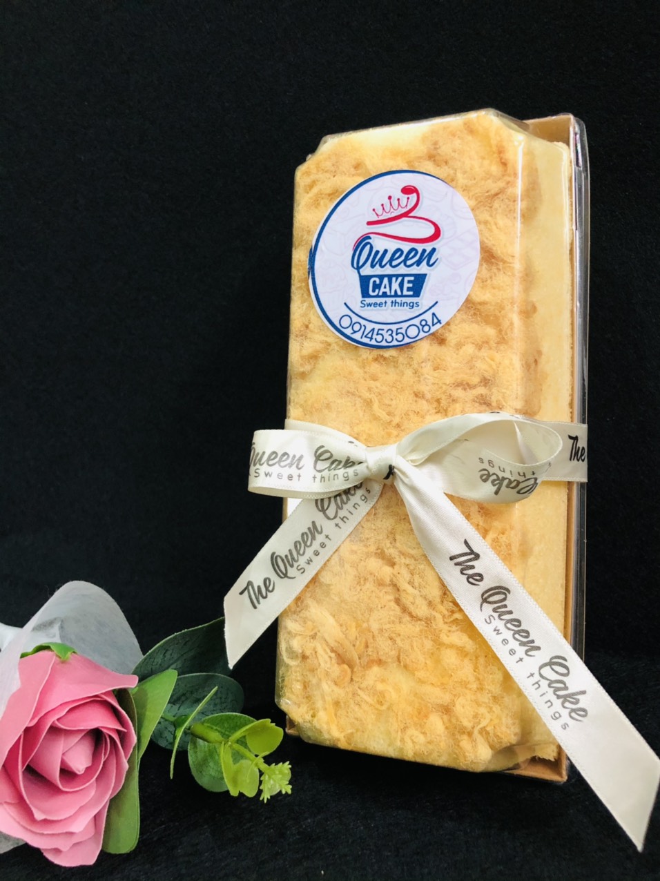 Bánh Bông Lan Cuộn Phô Mai Không Trứng Muối